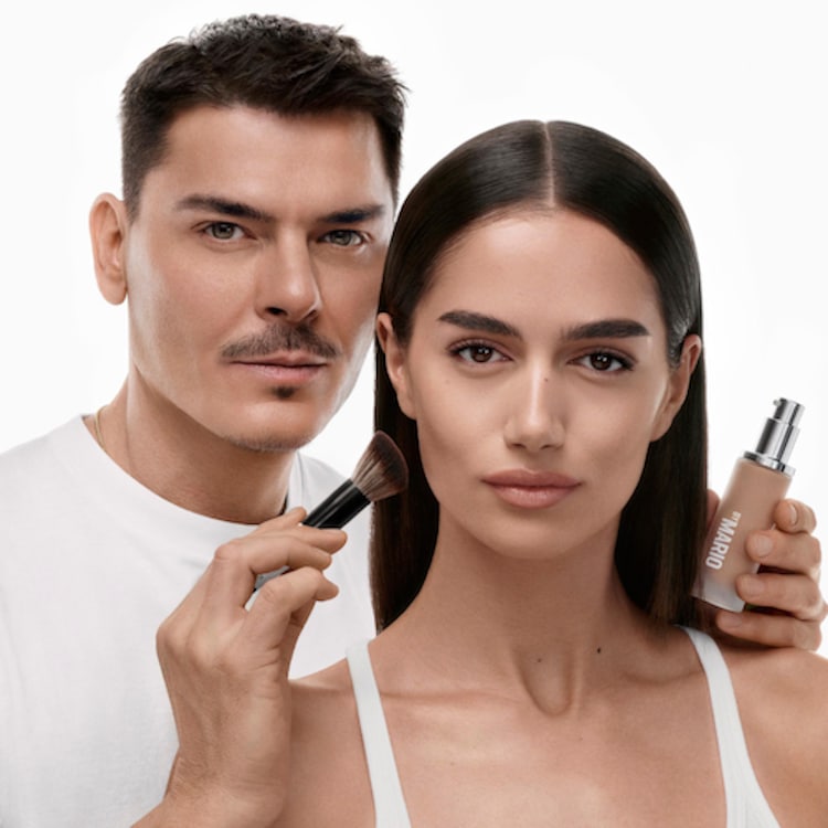 SurrealSkin™ Natural Finish Foundation - Fond de teint naturel liquide