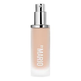 SurrealSkin™ Natural Finish Foundation - Base natural líquida image