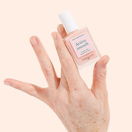 Active Smooth – Lak pro péči a líčení