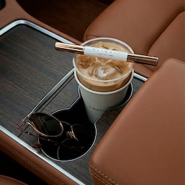 Iconic Lip Combo - Lip liner & lip balm duo