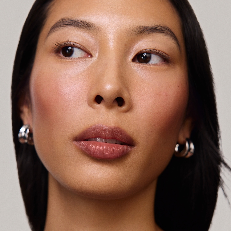 Signature Lip Liner - Lápis de Lábios Irisado 