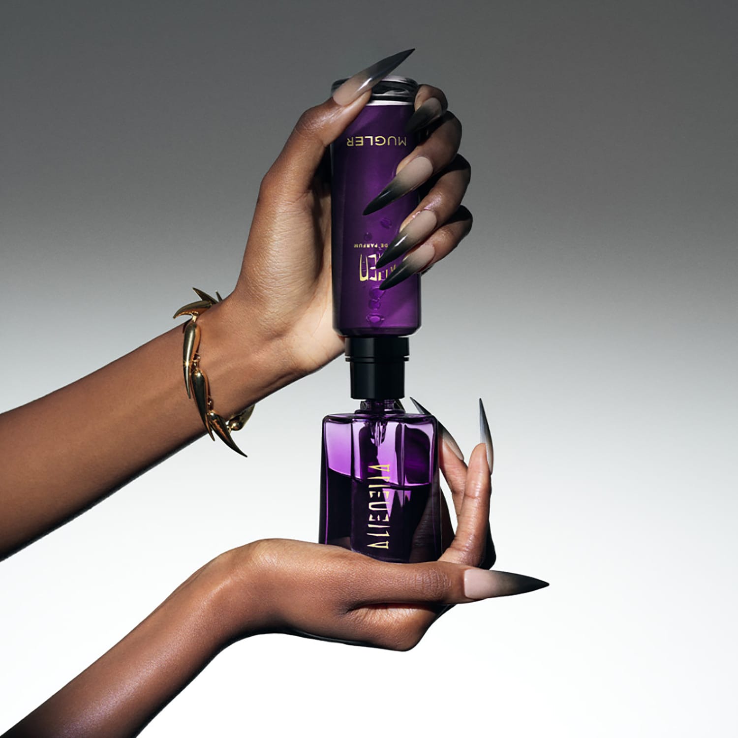 Alien Eau de Parfum Femei - Reincarcabil | MUGLER Parfum Femei