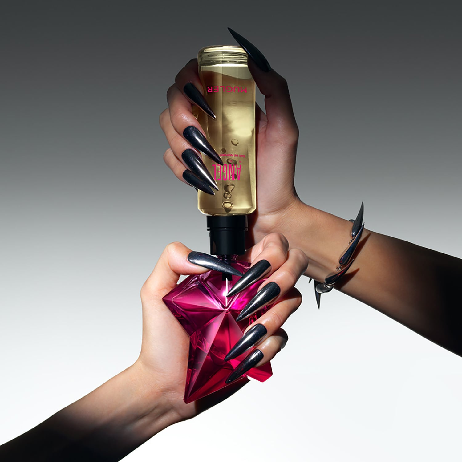 Angel Nova - Eau de Parfum ❘ MUGLER ≡ SEPHORA