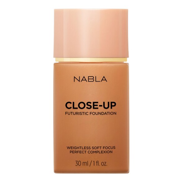 Close-Up Futuristic Foundation, NABLA
