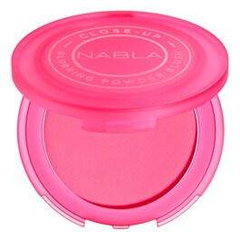 Close-Up Blurring Powder Blush