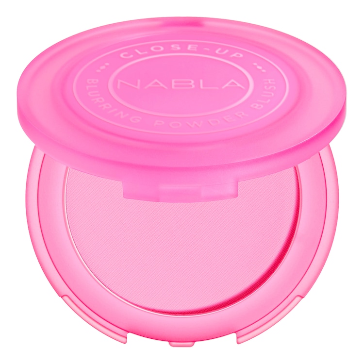 Close-Up Blurring Powder Blush - Blush in polvere