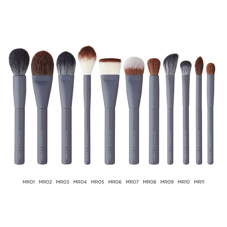 NABLA X MRDANIEL Signature Brush Set - Set 25 pennelli occhi, viso e labbra