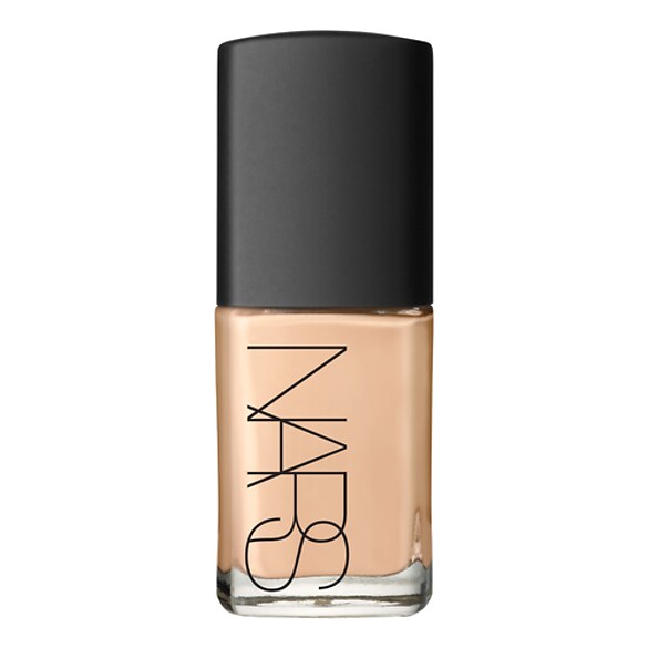 Sheer Glow - Foundation, NARS