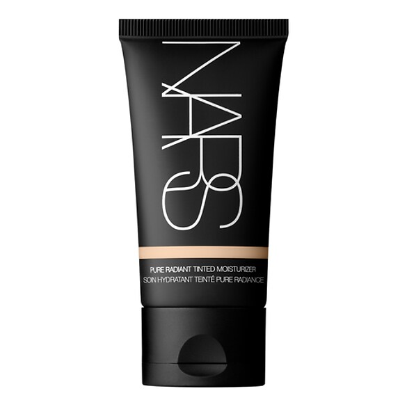 Pure Radiant Tinted Moisturizer SPF30 - Fondotinta idratante SPF30, NARS