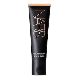 Velvet Matte Skin Tint SPF 30/PA+++ - Krem koloryzujący