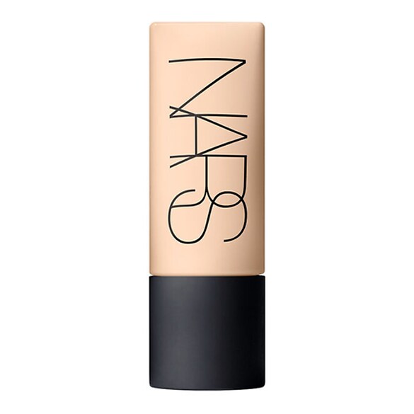 Soft Matte Complete  - Mat Bitişli Fondöten, NARS