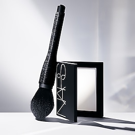 Light Reflecting Setting Powder Pressed - Fixierpuder