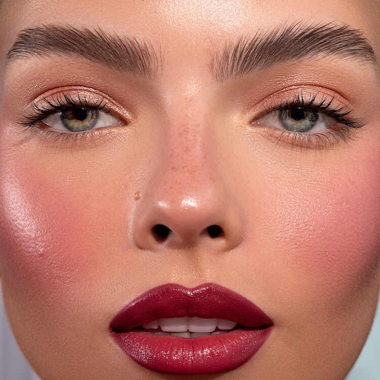 Berry Pop lipstick - Voluptuous hydrating creamy lip color