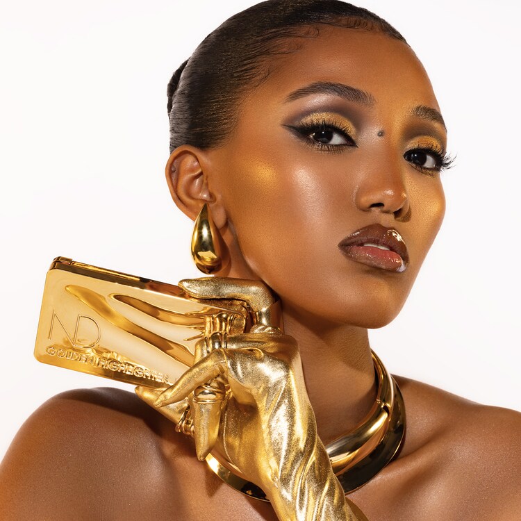 Golden Highlighter Trio - Vielseitig einsetzbare Hybride Highlighter-Palette