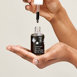 Carbon Star - Serum gegen Unreinheiten