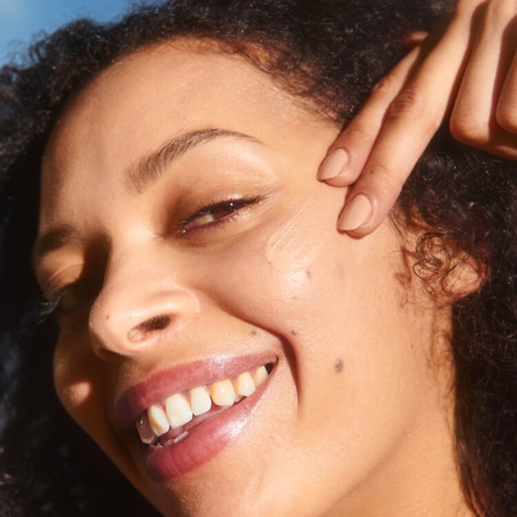   British Summertime Glow SPF 30 - peaux sensibles