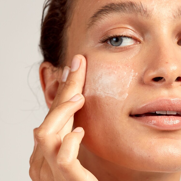 The Anthemis - Chamomile & Rosehip Soothing Moisturizer