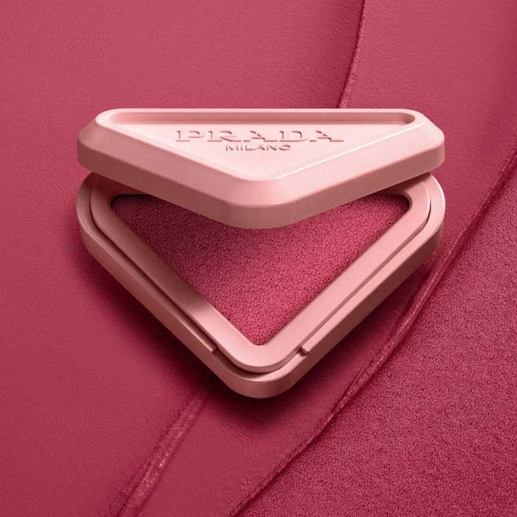 Prada Touch - Blush crème-à-poudre fini soft-mat effet bonne mine