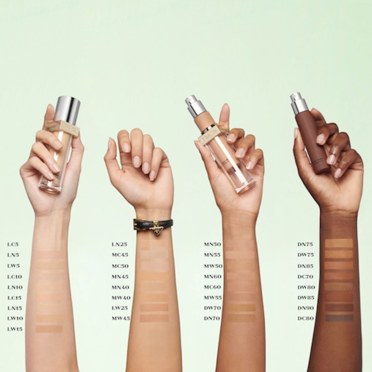 Prada Reveal - Fond de Teint Soin Rechargeable Tenue 24h Fini Mat Naturel