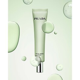 Prada Refine Blurring Extending Primer