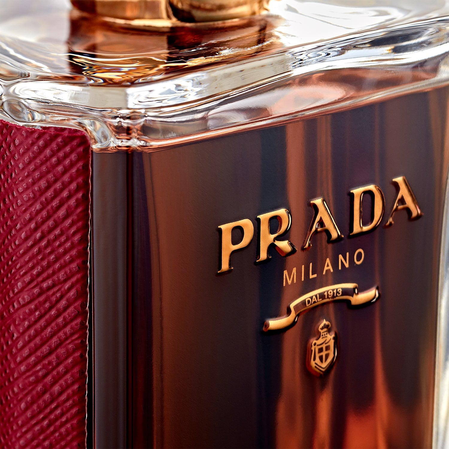 LA FEMME PRADA オードパルファム 100ml 3301103510_1.jpg?sw=768&sh=768