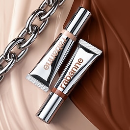 Everywear Concealer - multifunkční korektor 4-v-1
