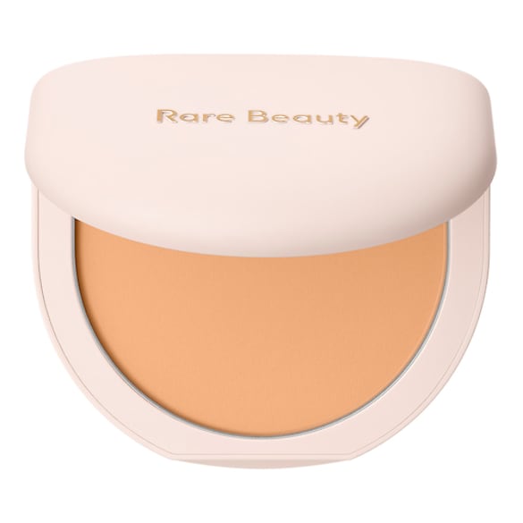 True to Myself Tinted Pressed Powder - Συμπιεσμένη πούδρα φινιρίσματος με χρώμα, Rare Beauty