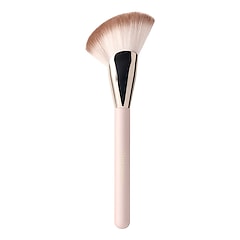 Warm Wishes Angled Powder Brush - Pennello angolato per polvere, RARE BEAUTY