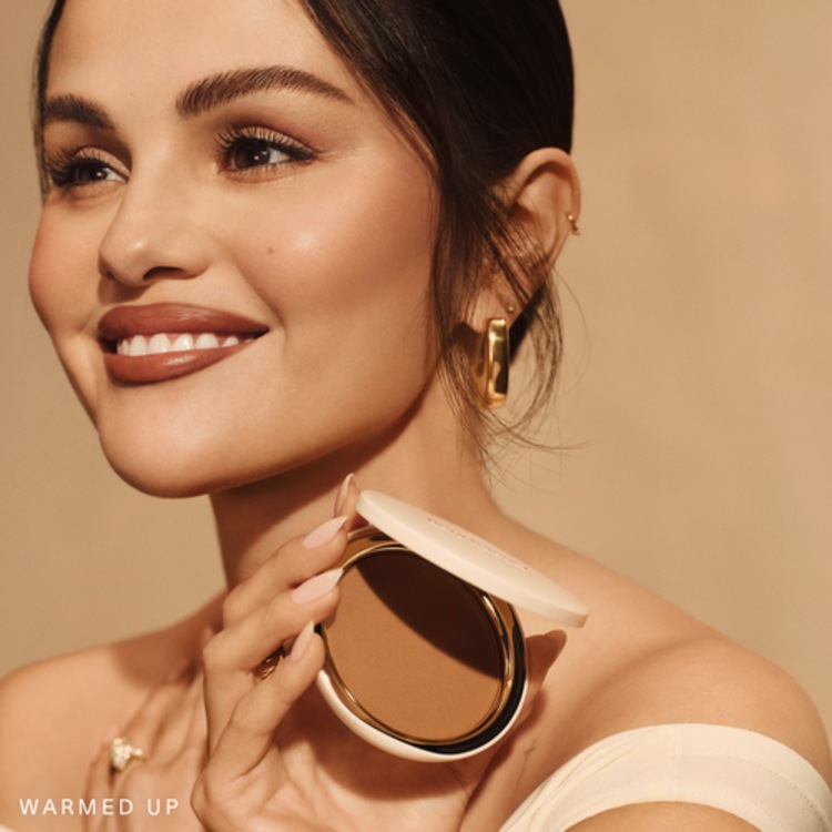 Warm Wishes Soft Matte Powder Bronzer - Poudre bronzante mate douce