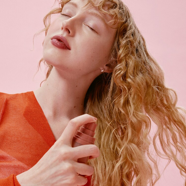 Mini Find Comfort: Awaken Confidence - Essentielle fugtgivende kropspleje