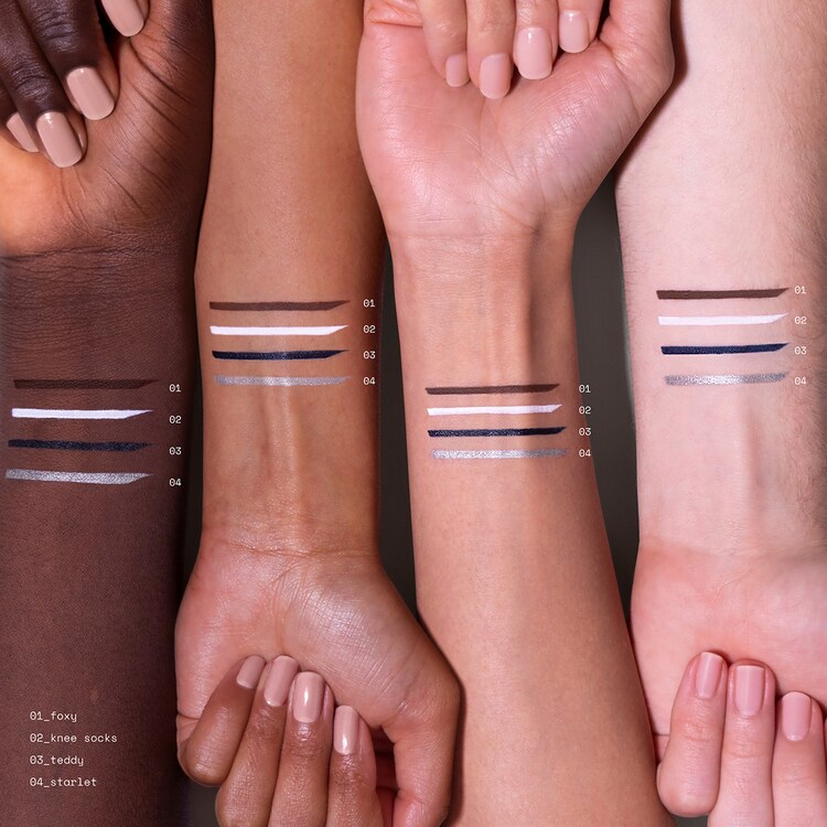 At the Borderline Eyeliner Marker - Flytande eyeliner