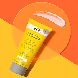 Clean Screen Mineral SPF 30 - Crema matifianta cu protectie solara