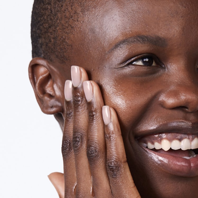 Perfect Canvas - Essence Préparatrice Lissante & Repulpante