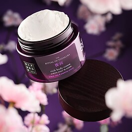 The Ritual of Yozakura - Reichhaltige Körpercreme