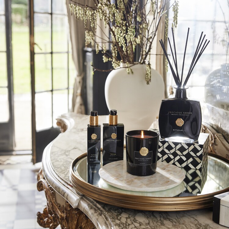 Precious Amber Scented Candle - Elegante candela profumata