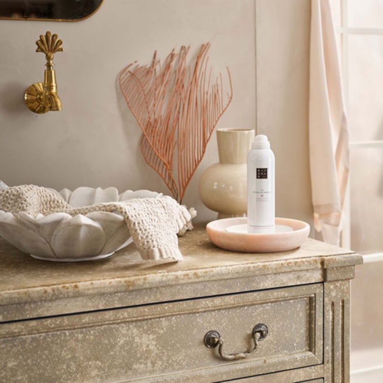 The Ritual of Sakura - Mousse de douche fleur de cerisier