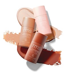SuperNatural Radiance Tinted Serum – Correttore viso con SPF