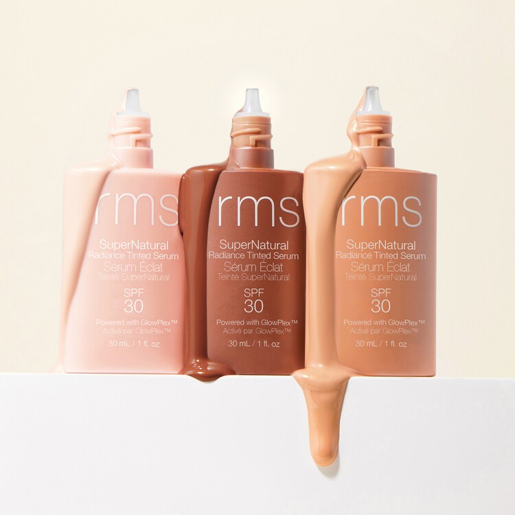 SuperNatural Radiance Tinted Serum – Correcteur de teint avec SPF