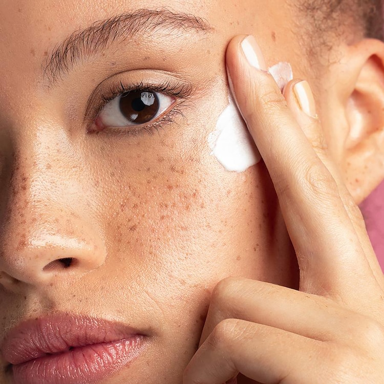 Light up cream - Illuminating face cream