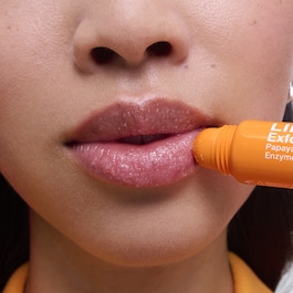 Doble exfoliaci&oacute;n: Enzima de papaya + Az&uacute;car