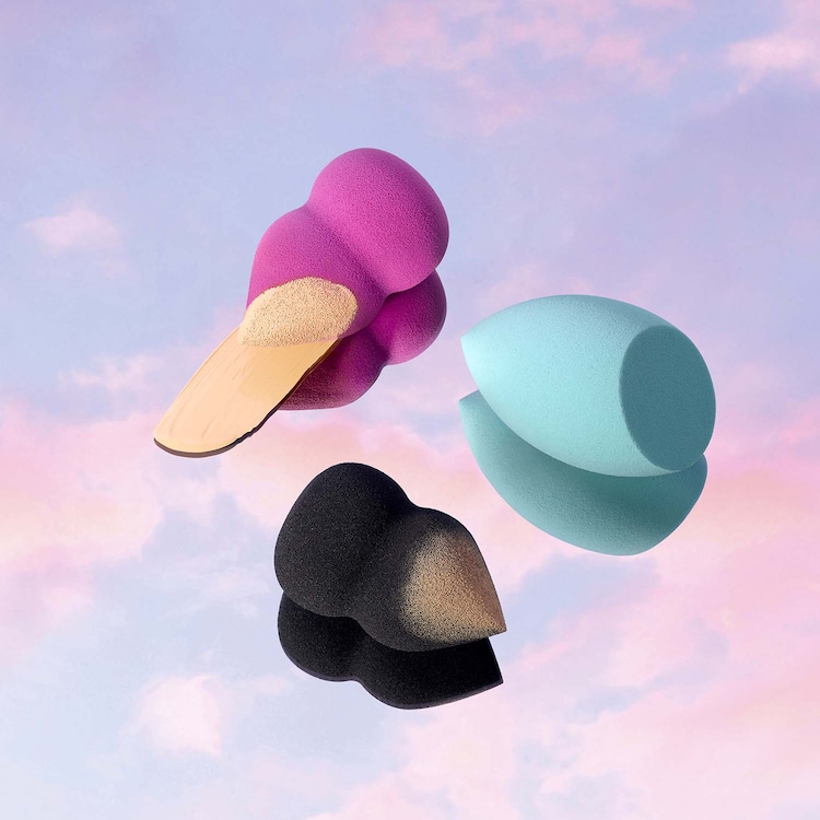 Flawless Complexion Sponge - Burete aplicare machiaj finish natural