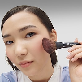 04 Le Pinceau Joues - Intuitive Anwendung, perfektes Finish