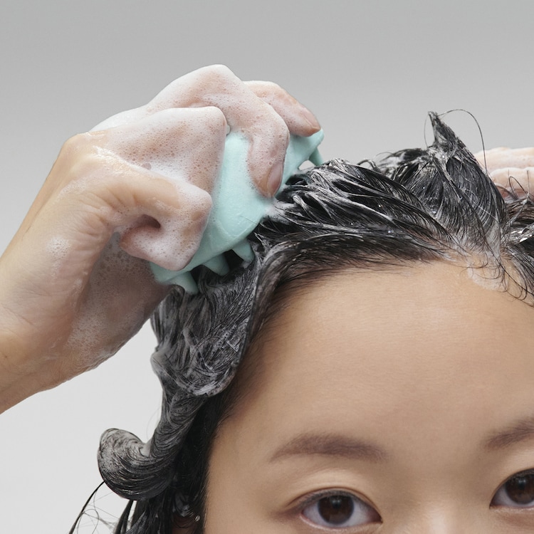 Brosse Massante Cuir Chevelu/Massageborste för hårbotten - Exfolierar, masserar