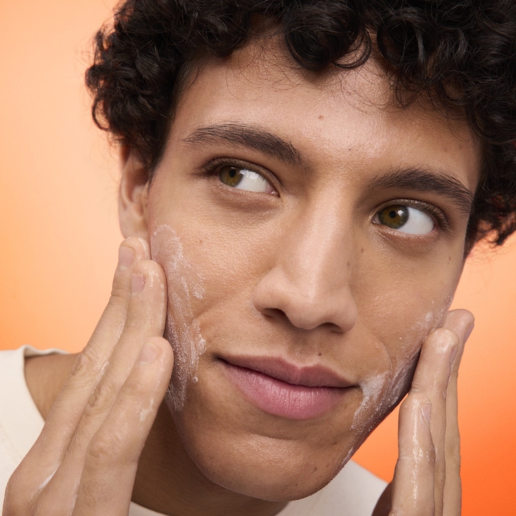 GLOW - Polvere Detergente Illuminante Alle Vitamine C+E