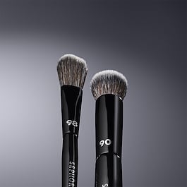 Pinceau Pro Enlumineur #98 - Pudra, krem ve likit aydınlatıcılar için