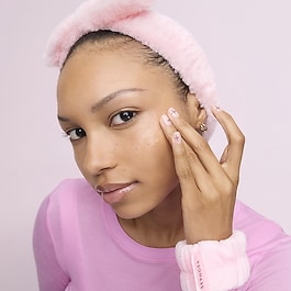 KIT D'ACCESSOIRES BEAUTÉ DE NETTOYAGE  - 1 bandeau imitation fourrure + 2 bracel