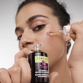 Les grandes surprises des fêtes - 8 essentiels de beauté dans un vanity
