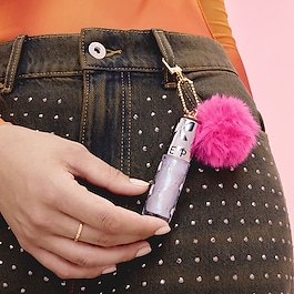 GLOSS OUTRAGEOUS EFECTO VOLUMINIZADOR - Un tono de edición limitada