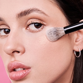 Face shimmering powder Highlighter