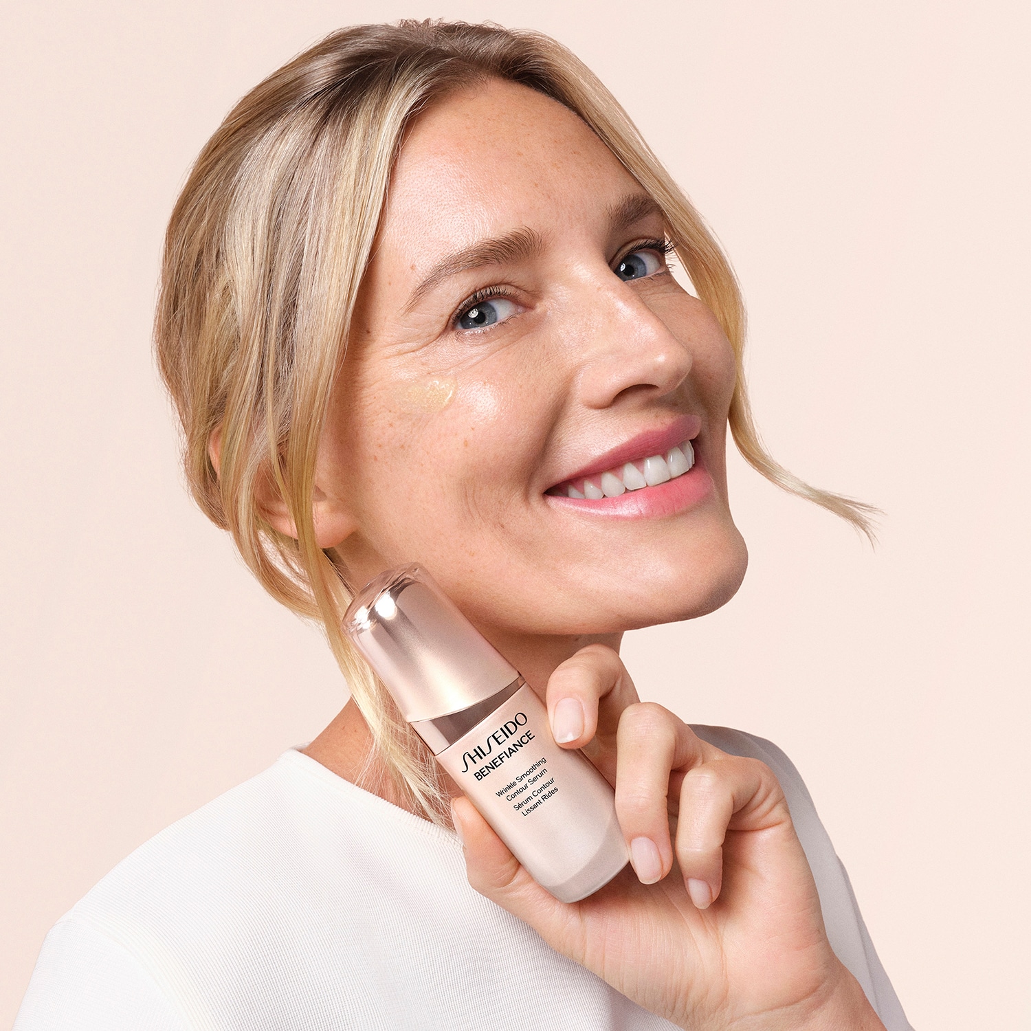 Benefiance Wrinkle Smoothing Contour Serum - Serum antirid